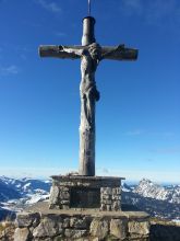 Gipfelkreuz aufm Neunerköpfle